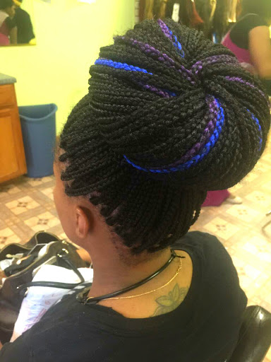 Hair Salon «Senegalese African Hair Braiding», reviews and photos, 10218 W McNichols Rd, Detroit, MI 48221, USA