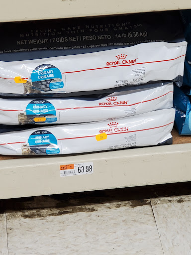 Pet Supply Store «Pet Supplies Plus», reviews and photos, 18610 W Bluemound Rd, Brookfield, WI 53045, USA