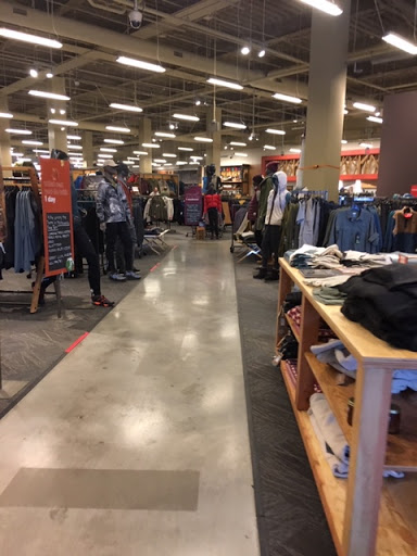 Camping Store «REI», reviews and photos, 49 Fitzgerald Street, Yonkers, NY 10710, USA