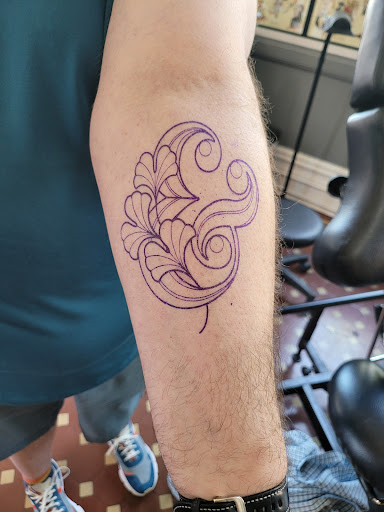 Tattoo Shop «Armature Tattoo Co», reviews and photos, 4618 Liberty Ave, Pittsburgh, PA 15224, USA