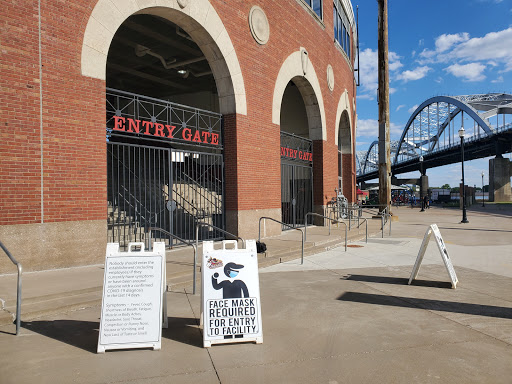 Baseball Club «Quad Cities River Bandits», reviews and photos