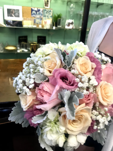 Florist «Commerce Flowers», reviews and photos, 2340 S Atlantic Blvd, Commerce, CA 90040, USA