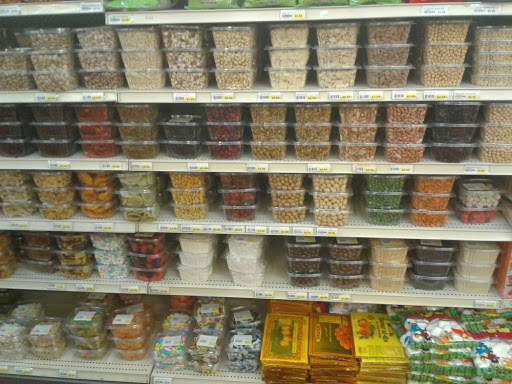 Produce Market «Huntington Beach Farmers Market», reviews and photos, 15881 Gothard St, Huntington Beach, CA 92647, USA