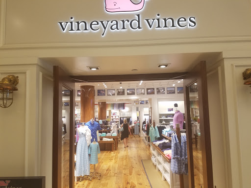 vineyard vines