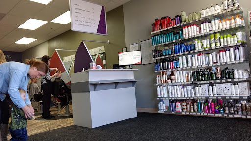 Hair Salon «Great Clips», reviews and photos, 1897 E Gibson Rd, Woodland, CA 95776, USA