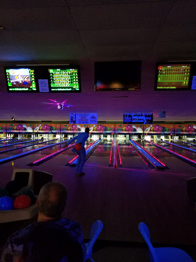 Bowling Alley «Wallingford Bowl», reviews and photos, 980 N Colony Rd, Wallingford, CT 06492, USA