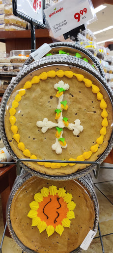 Supermarket «Giant Eagle Supermarket», reviews and photos, 8202 E Market St, Warren, OH 44484, USA