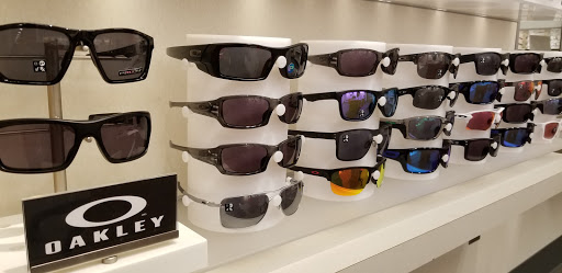 Eye Care Center «Target Optical», reviews and photos, 2660 E Hwy 50, Clermont, FL 34711, USA