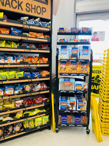 Discount Store «Dollar General», reviews and photos, 1720 Taylor St, Columbia, SC 29201, USA