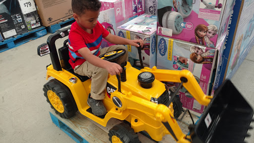 Department Store «Walmart Supercenter», reviews and photos, 121 W Elmsley Dr, Greensboro, NC 27406, USA