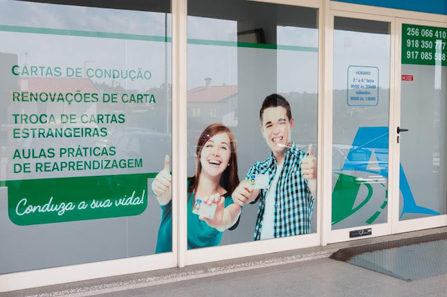 Escola de Condução Via Azeméis