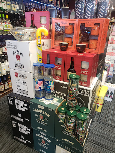 Liquor Store «Day Hollow Wine & Liquor Store», reviews and photos, 409 Day Hollow Rd, Endicott, NY 13760, USA