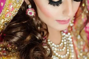 Dazzling Diva Ladies Hair,Beauty and makeup beauty parlour velsao pale Goa image