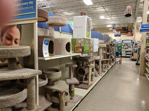 Pet Supply Store «PetSmart», reviews and photos, 5001 Sergeant Rd, Sioux City, IA 51106, USA