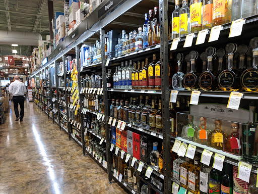 Shopping Mall «Paddock Shops», reviews and photos, 4055 Summit Plaza Dr, Louisville, KY 40241, USA