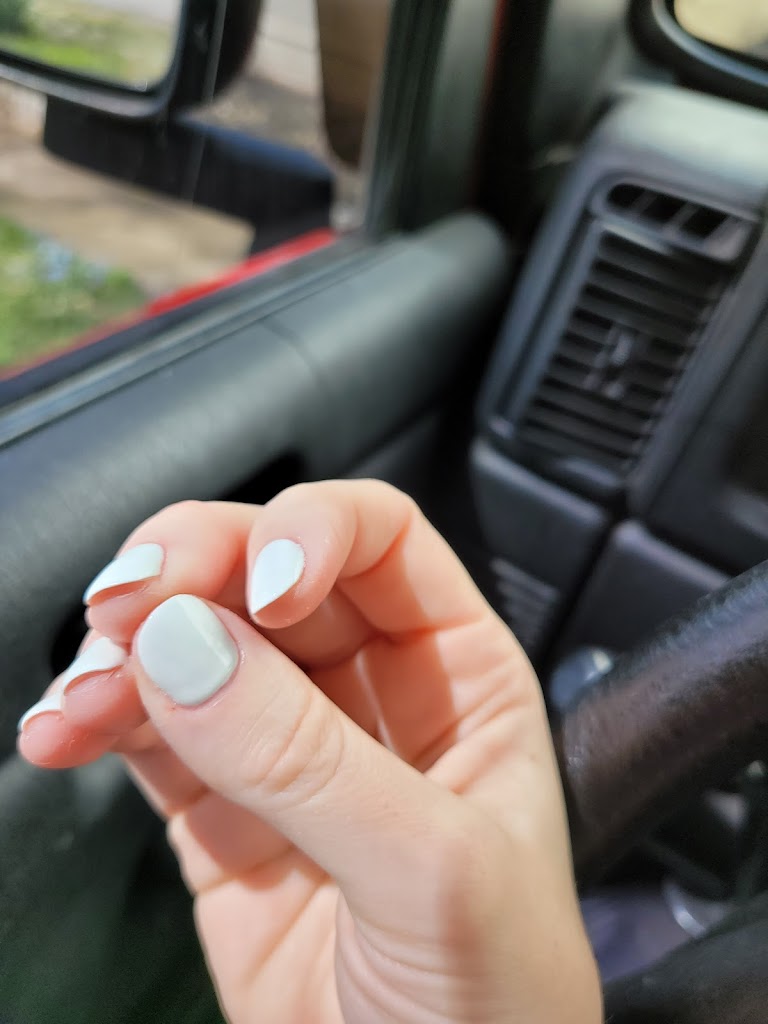 Pink Nails Evansville, IN 47715 Services and Reviews