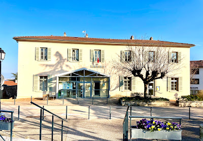 Mairie à Sainte-Consorce
