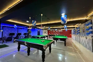 8 On Eight Snooker, Games and Cafe image
