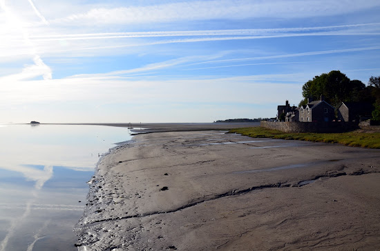 Sea cliffs Beach