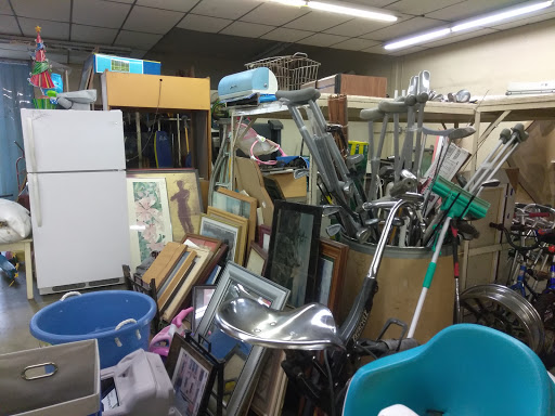 Thrift Store «VALUE VILLAGE Thrift Store», reviews and photos, 9334 Alondra Blvd, Bellflower, CA 90706, USA