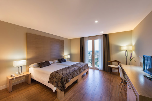 Photos du propriétaire hôtels HOTEL MEDINASALIM HVM 42240 Medinaceli
