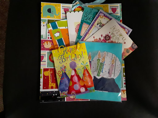 Mailbox Rental Service «Parcels Plus Express & Gifts», reviews and photos, 12003 S Pulaski Rd, Alsip, IL 60803, USA