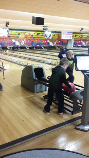 Bowling Alley «Echo Bowling Lanes», reviews and photos, 220 Bedford Rd # 1, Morris, IL 60450, USA