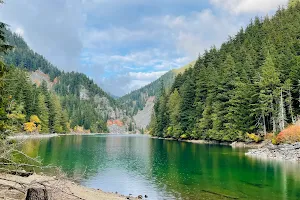 Lindeman Lake image