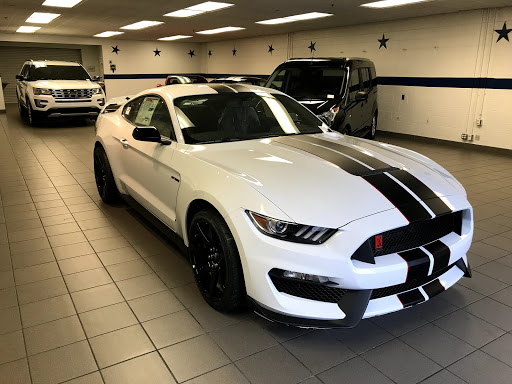 Ford Dealer «Suburban Ford of Sterling Heights», reviews and photos, 40333 Van Dyke, Sterling Heights, MI 48313, USA