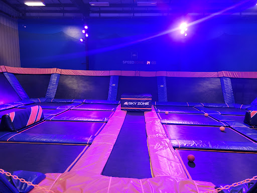 Amusement Center «Sky Zone Trampoline Park», reviews and photos, 70 Pawtucket Ave, Rumford, RI 02916, USA