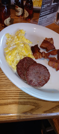 American Restaurant «Cracker Barrel Old Country Store», reviews and photos, 2920 Hospitality St, Tallahassee, FL 32303, USA