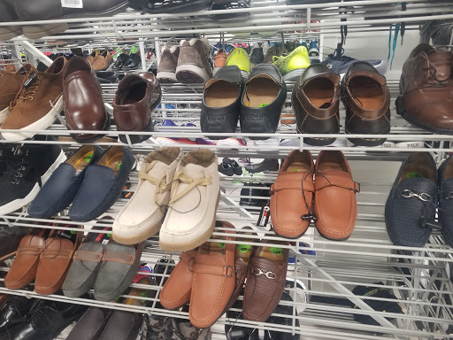 Clothing Store «Burlington Coat Factory», reviews and photos, 39200 Van Dyke, Sterling Heights, MI 48313, USA