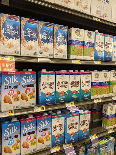 Grocery Store «Lowes Foods of Boone», reviews and photos, 267 New Market Centre, Boone, NC 28607, USA