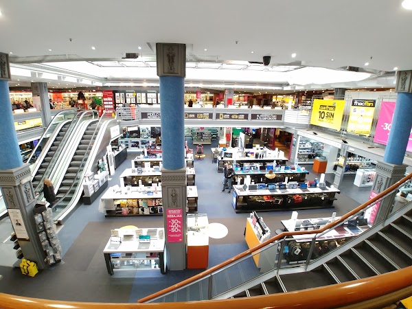 Imagen de Fnac (11 de 27)
