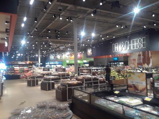 Supermarket «Market 32», reviews and photos, 990 Torringford St, Torrington, CT 06790, USA