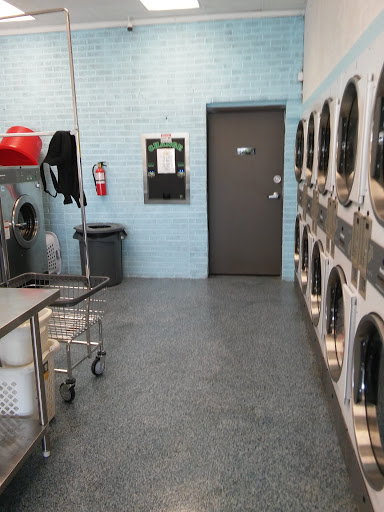 Laundromat «Ocean Coin Laundry», reviews and photos, 1877 E Ocean View Ave, Norfolk, VA 23503, USA