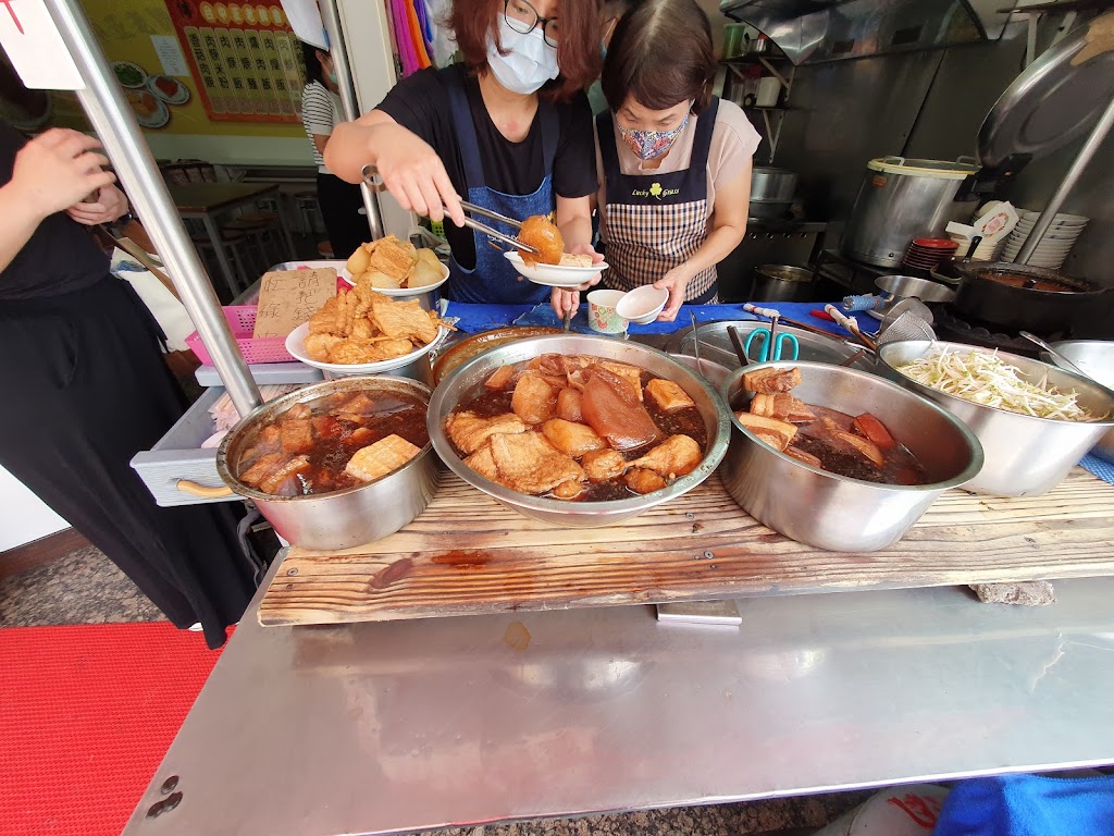 正老牌香菇肉羹(四維店) 的照片