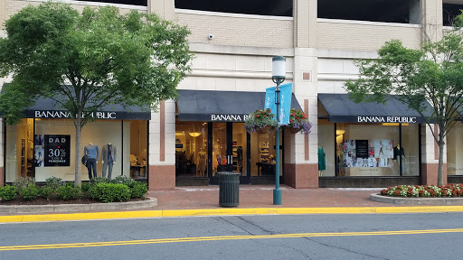Banana Republic, 11905 Democracy Dr, Reston, VA 20190, USA, 