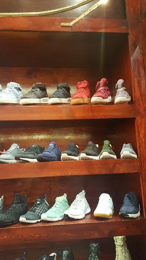 Clothing Store «Bodega», reviews and photos, 6 Clearway St, Boston, MA 02115, USA