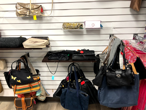 Thrift Store «The Shelter Options Shoppe», reviews and photos, 968 2nd Ave N, Naples, FL 34102, USA