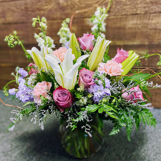 Florist «Petals To Please», reviews and photos, 5870 Broadway, Lancaster, NY 14086, USA