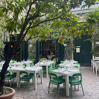 Atmosphère du Restaurant français Derrière à Paris - n°6