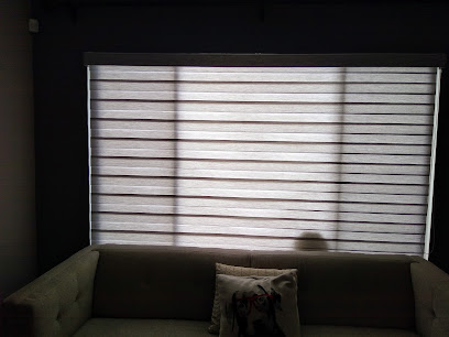 Finestra Shades and Blinds / VERTILUX \ Mosquiteros