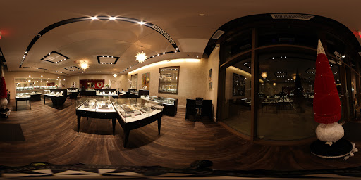 Jewelry Store «Toner Jewelers», reviews and photos, 6285 W 135th St, Overland Park, KS 66223, USA