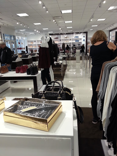 Fashion Accessories Store «Michael Kors», reviews and photos, 1650 Premium Outlet Blvd #1800, Aurora, IL 60502, USA