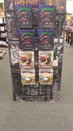 Barnes & Noble image