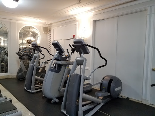 Athletic Club «Edgewater Athletic Club», reviews and photos, 1040 W Granville Ave, Chicago, IL 60660, USA