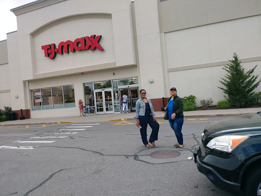 Shopping Mall «Dedham Mall», reviews and photos, 300 Providence Hwy, Dedham, MA 02026, USA