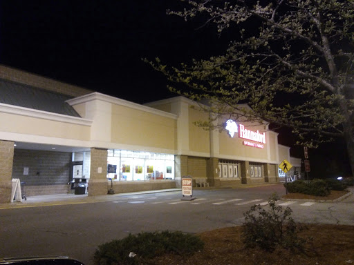 Grocery Store «Hannaford Supermarket», reviews and photos, 305 Sandown Rd, East Hampstead, NH 03826, USA