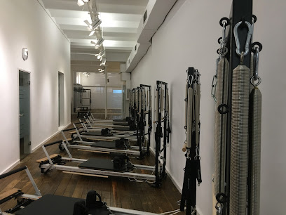 dona 10 Centre de Pilates i Ioga Barcelona - Sagra - C/ de Mallorca, 348, 08013 Barcelona, Spain